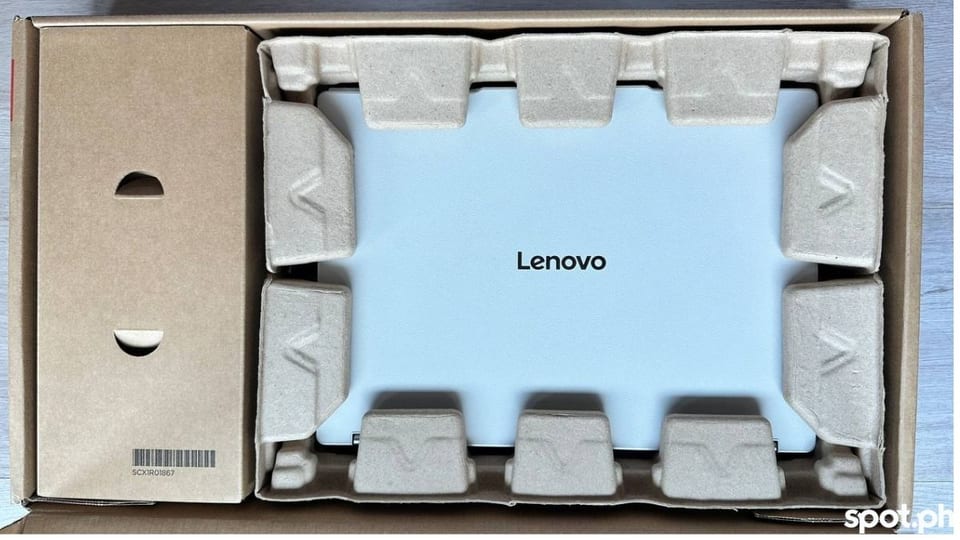 lenovo yoga 7i in the box